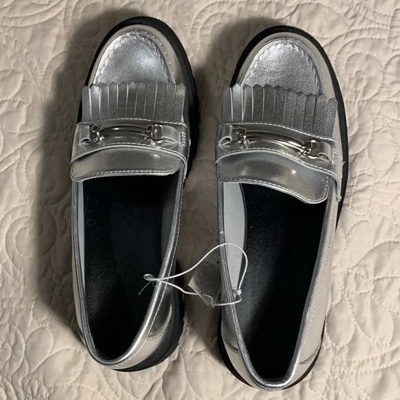 Lug sole loafers NWT - Picture 3 of 8